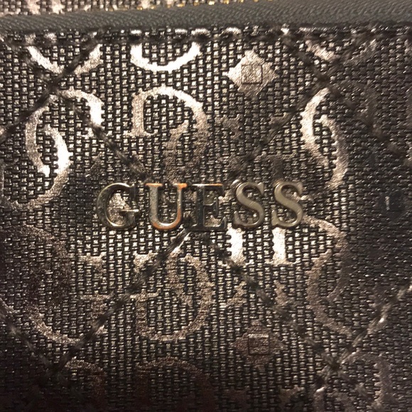 guess wallet - Picture 2 of 5